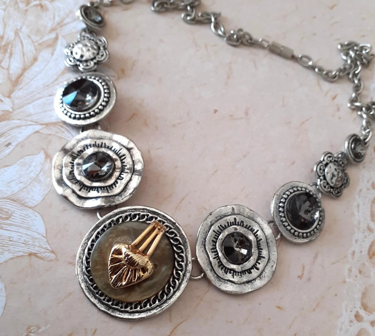 Collier vintage en argent avec cristaux et nacre – photo 5